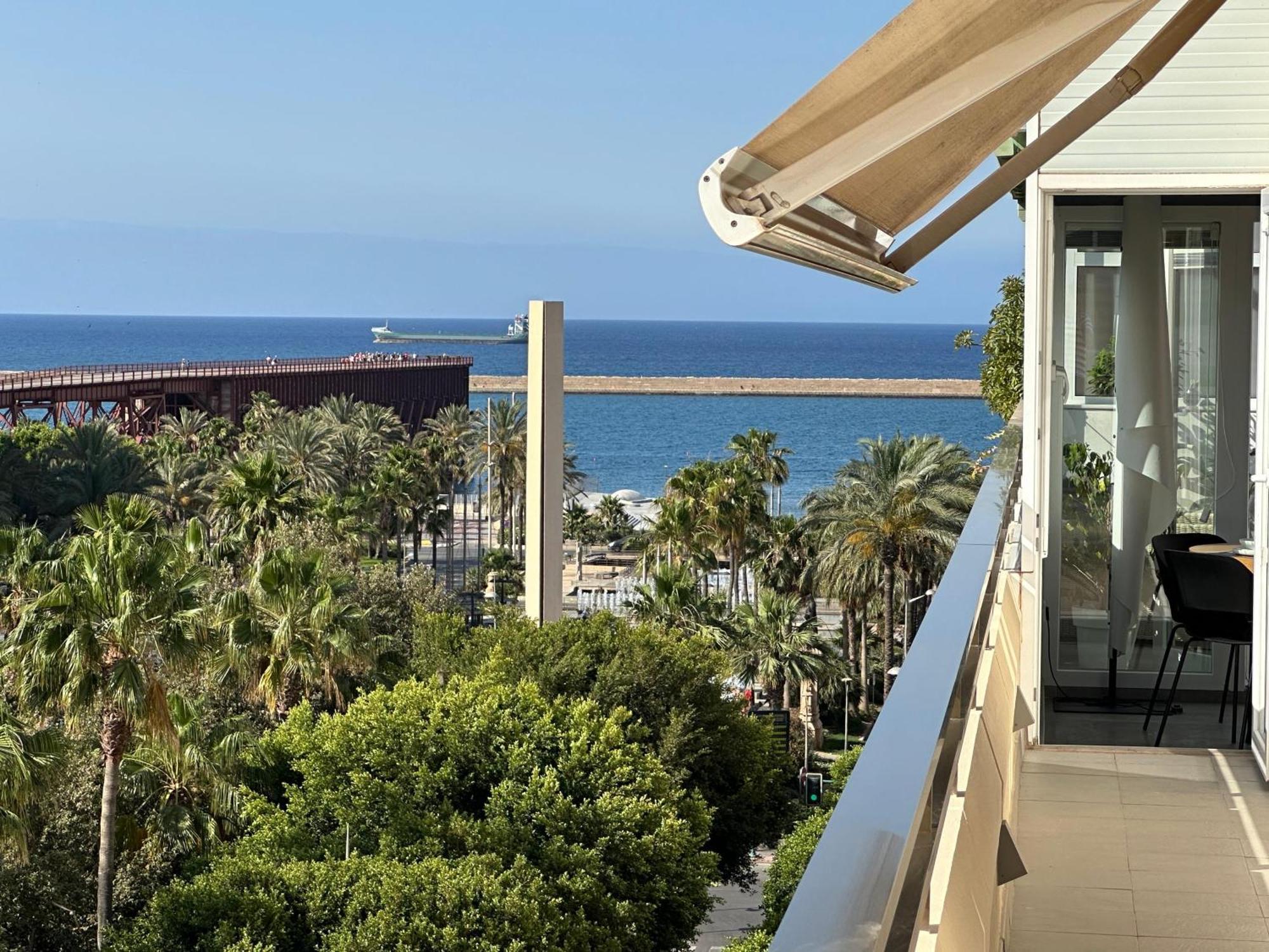 The Penthouse Apartment Almeria Ngoại thất bức ảnh